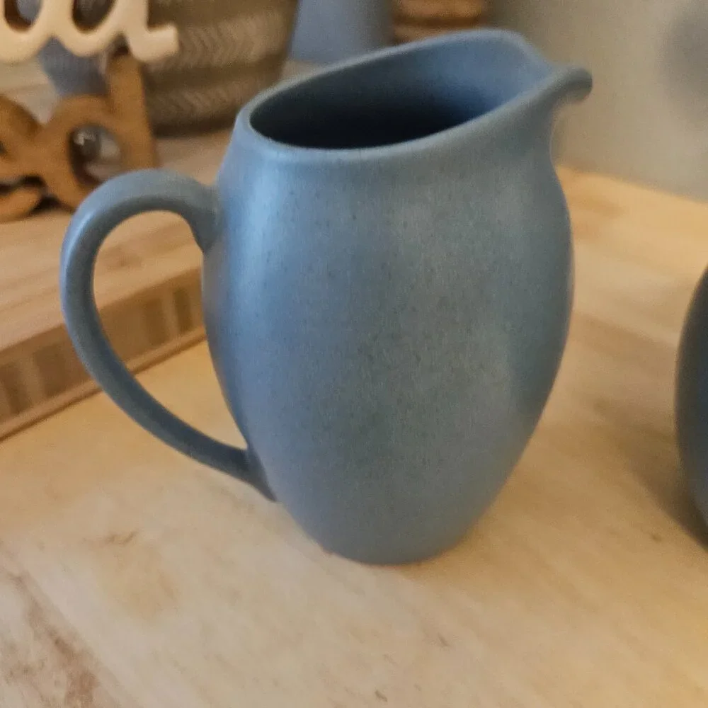 Noritake Stoneware  Sugar and Creamer Set
